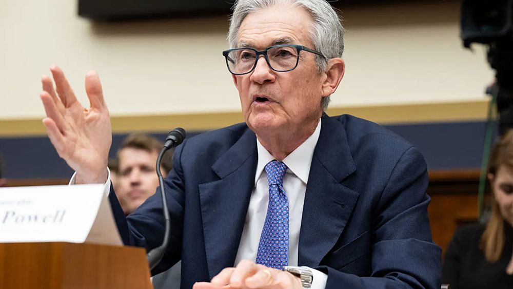 鲍威尔向国会提交半年度证词：经济稳健、利率观望、加密合规迎转机 image 0