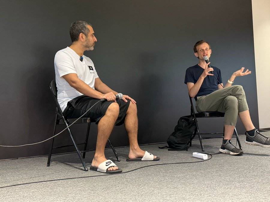 Vitalik 与 Balaji 的十大预测：加密、AI 与未来秩序 image 1